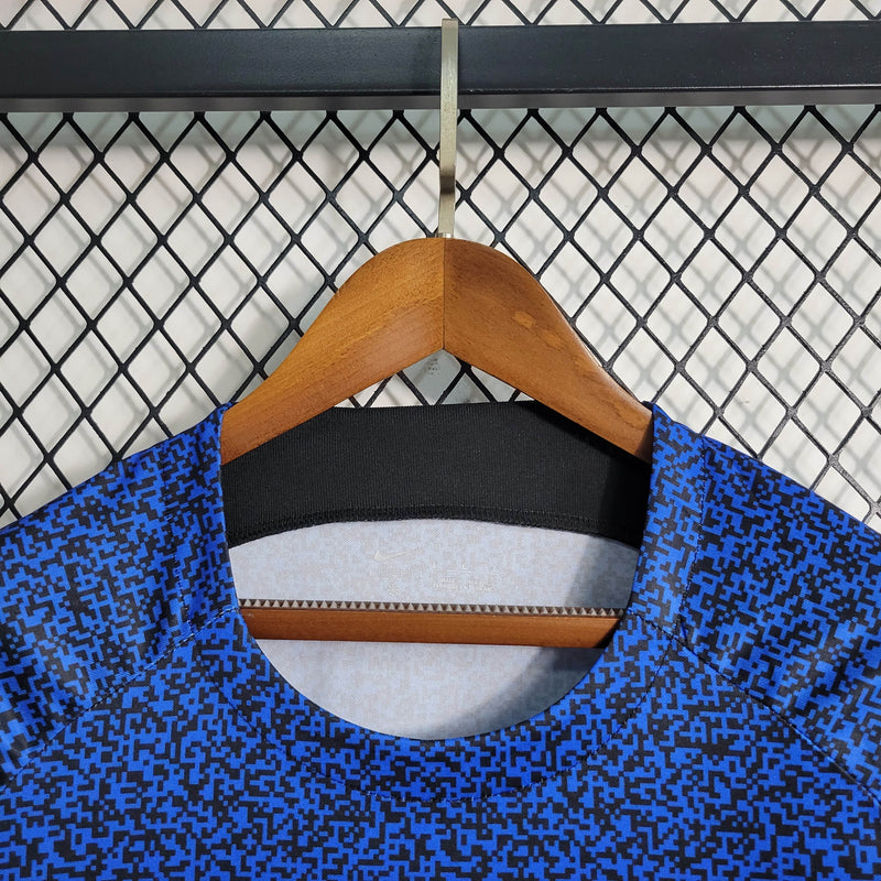 Camisa Inter de Milão Treino 23/24 - Nike Torcedor Masculina - Lançamento