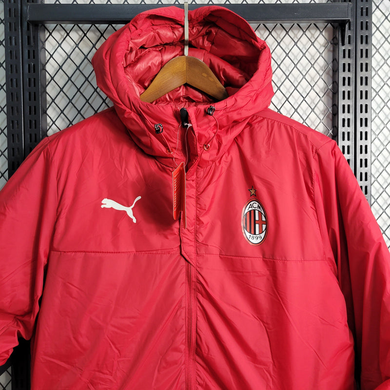 Jaqueta Corta Vento AC Milan 23/24 - Puma Vermelho