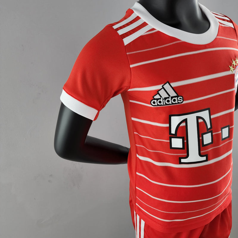 Kit Infantil Bayern Titular 22/23