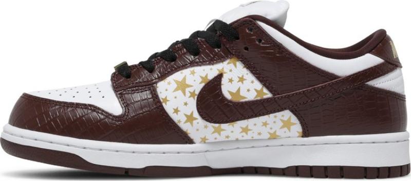 Tênis Nike Supreme x Dunk Low OG SB QS 'Barkroot Brown'